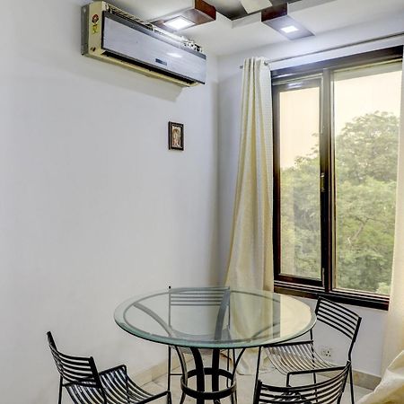 Collection O 80996 R s Villa Nuova Delhi Esterno foto